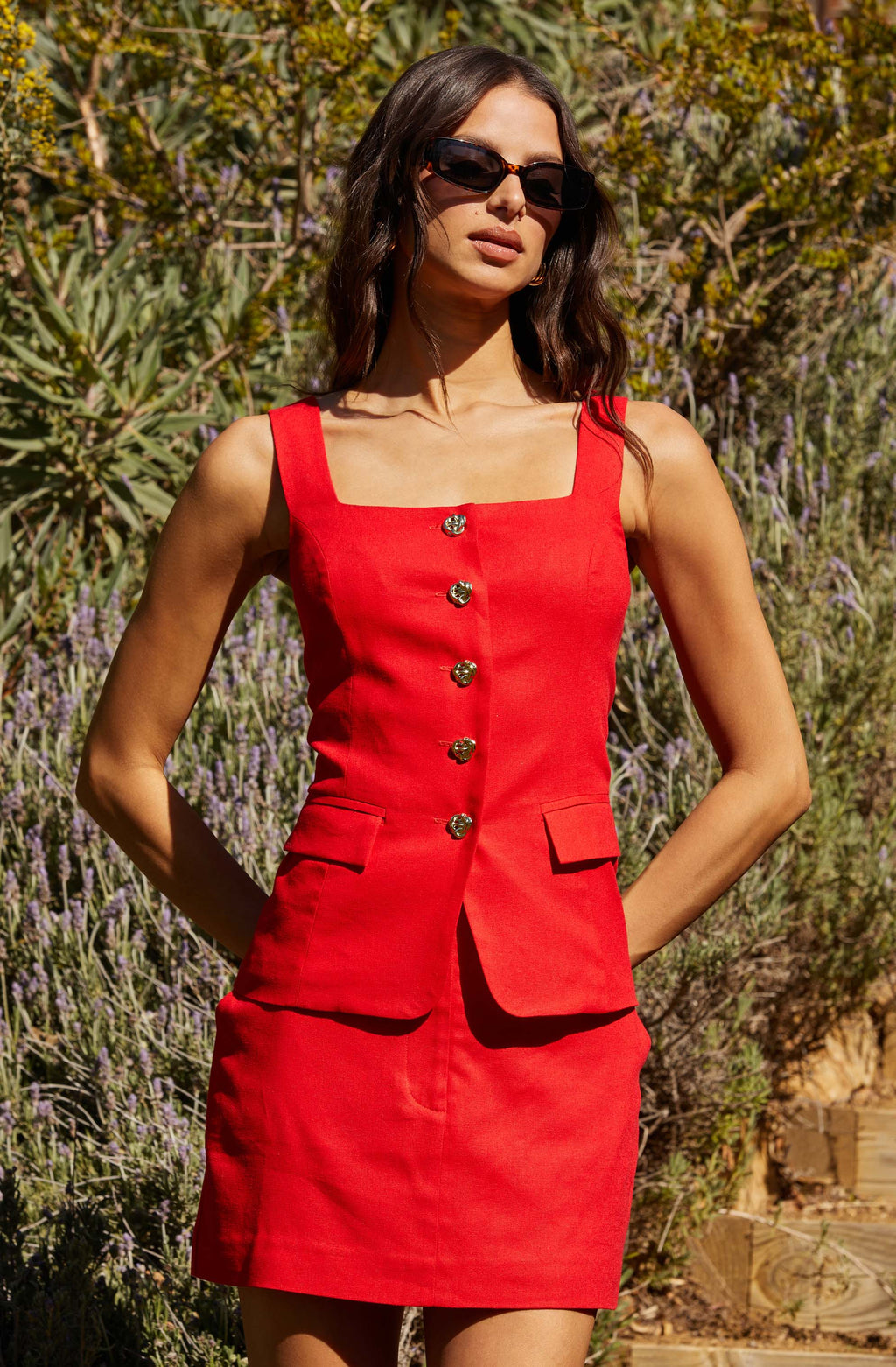 BUTTON FRONT SQUARE NECK VEST/MINI SKIRT SET