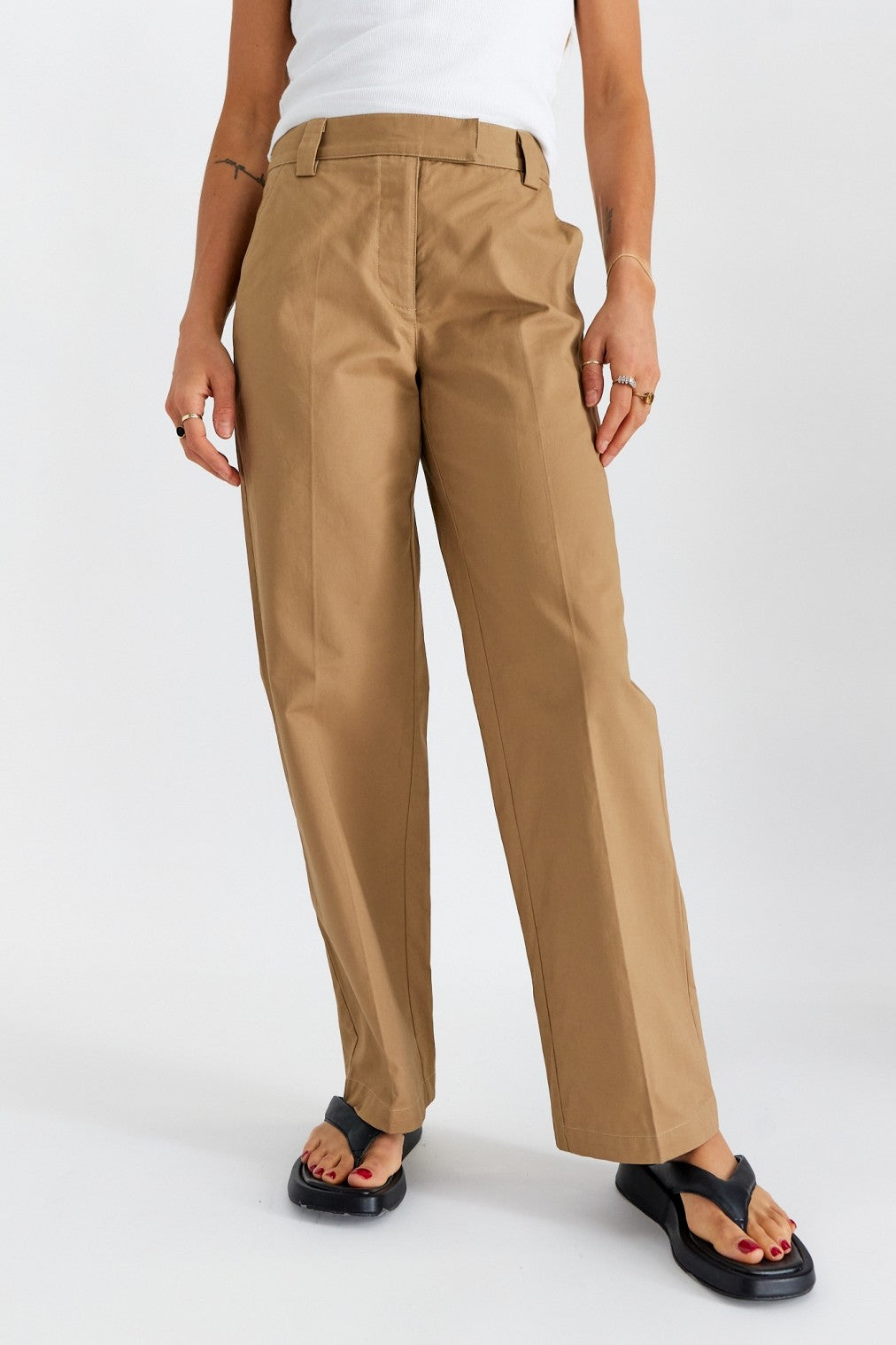 WIDE LEG LOW-WAIST CHINO PANT