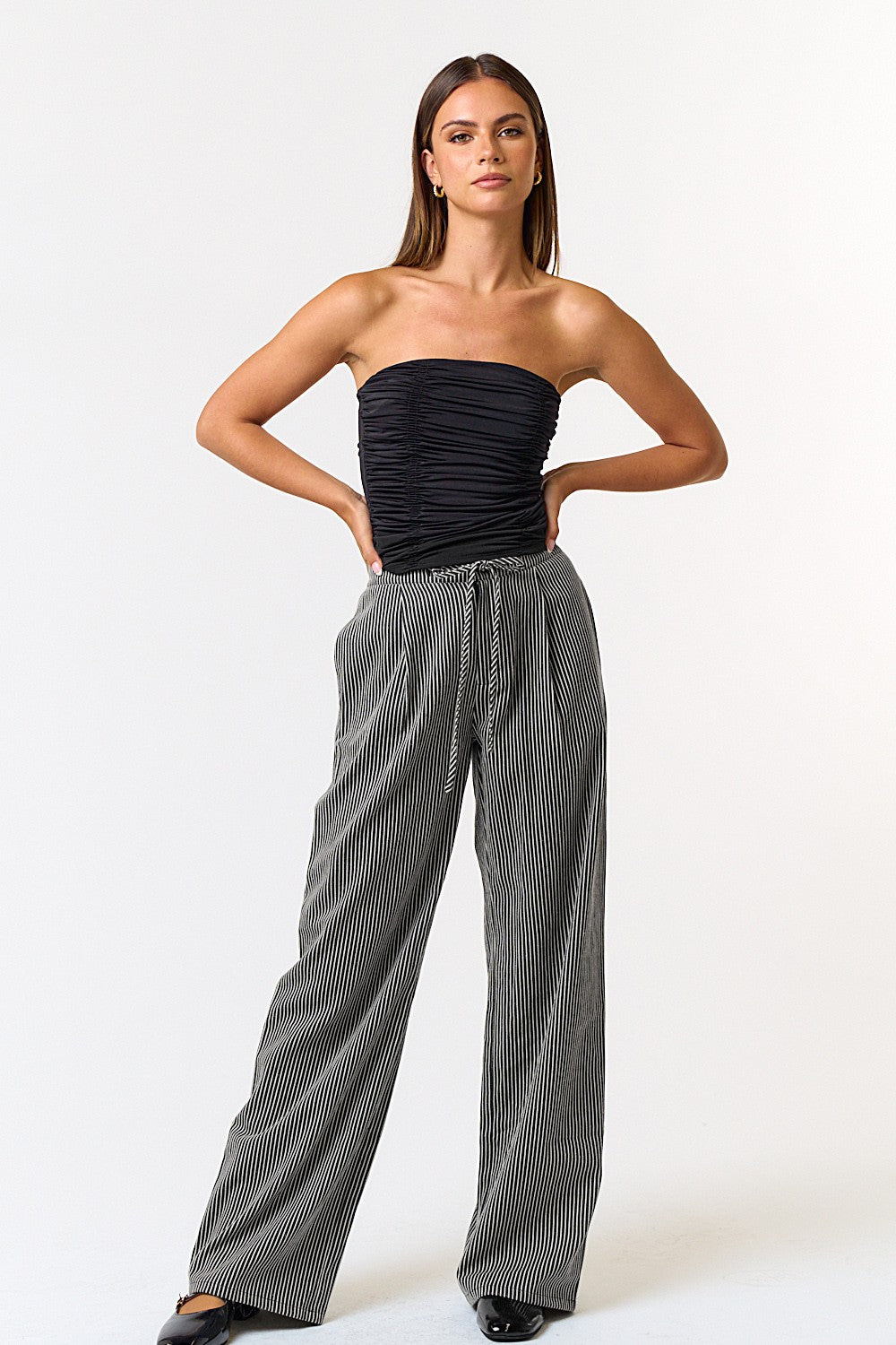 DRAWSTRING WIDE LEG PANTS