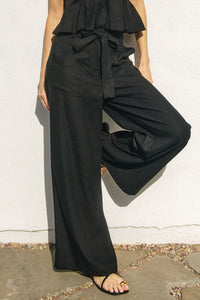 WIDE LEG BELTED PANTS