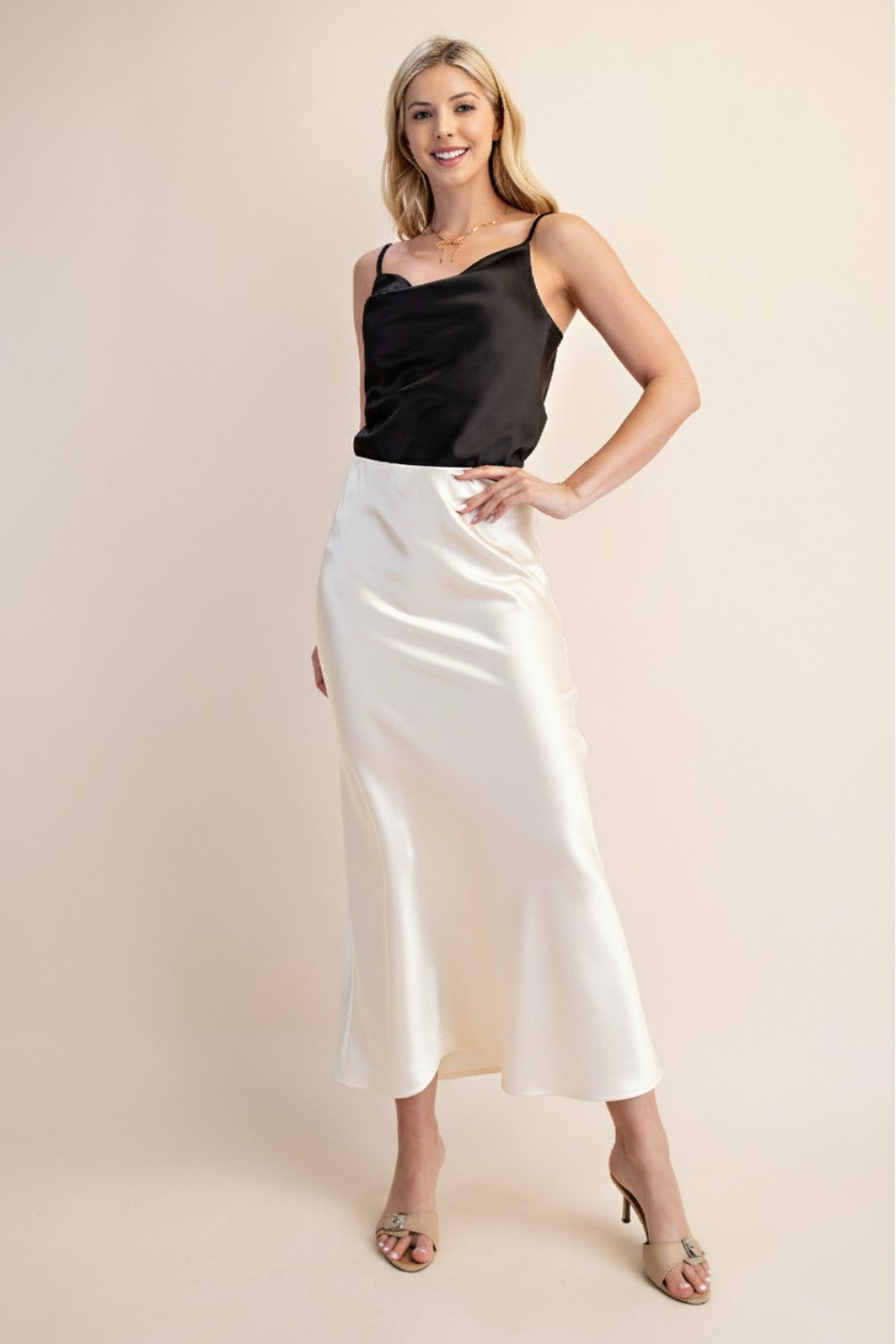 ELASTIC BAND MIDI SKIRT