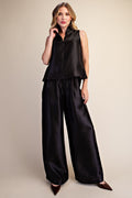 V-NECK SLEEVELESS TOP/HIGH-WAIST PLEATED PANTS SET