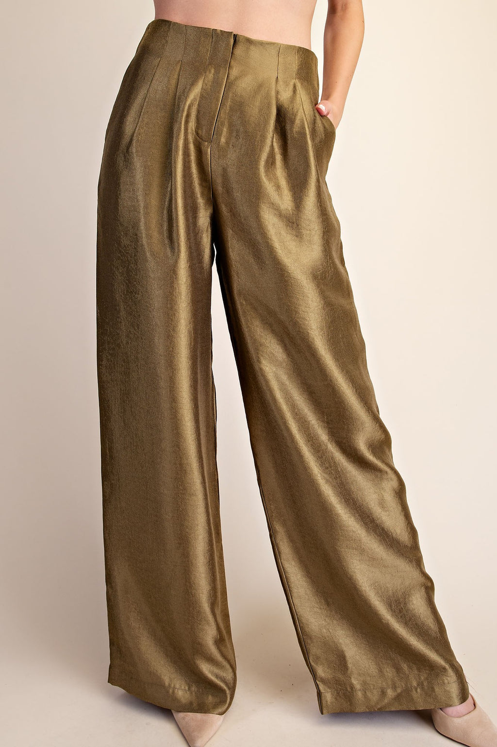 V-NECK SLEEVELESS TOP/HIGH-WAIST PLEATED PANTS SET