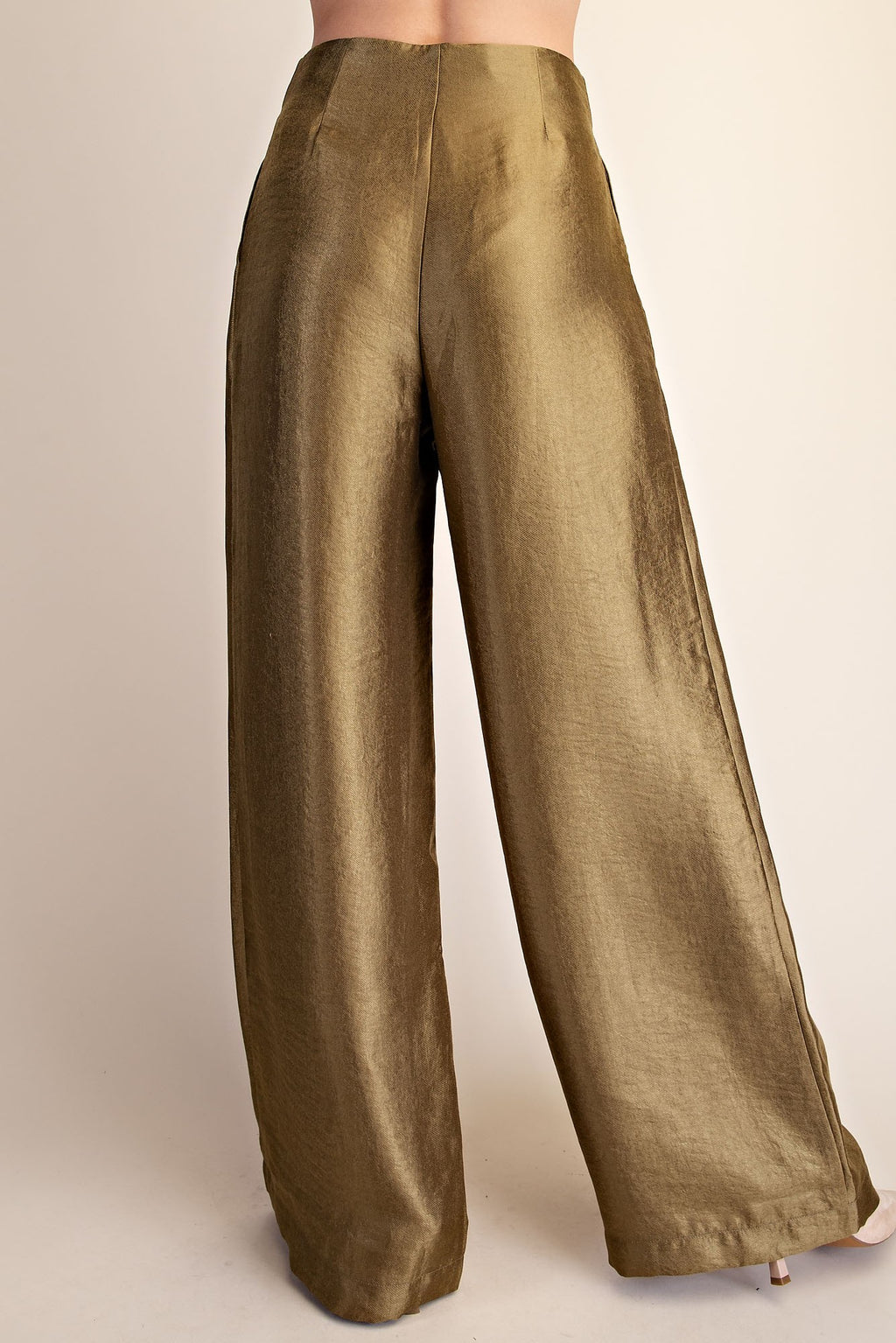 V-NECK SLEEVELESS TOP/HIGH-WAIST PLEATED PANTS SET