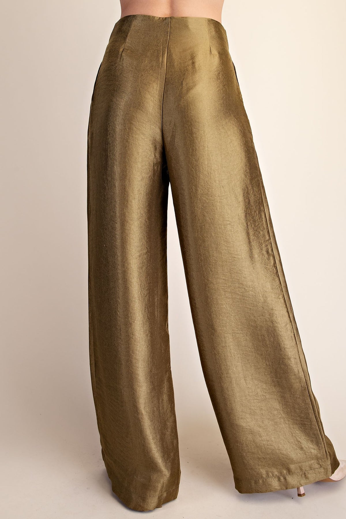 V-NECK SLEEVELESS TOP/HIGH-WAIST PLEATED PANTS SET