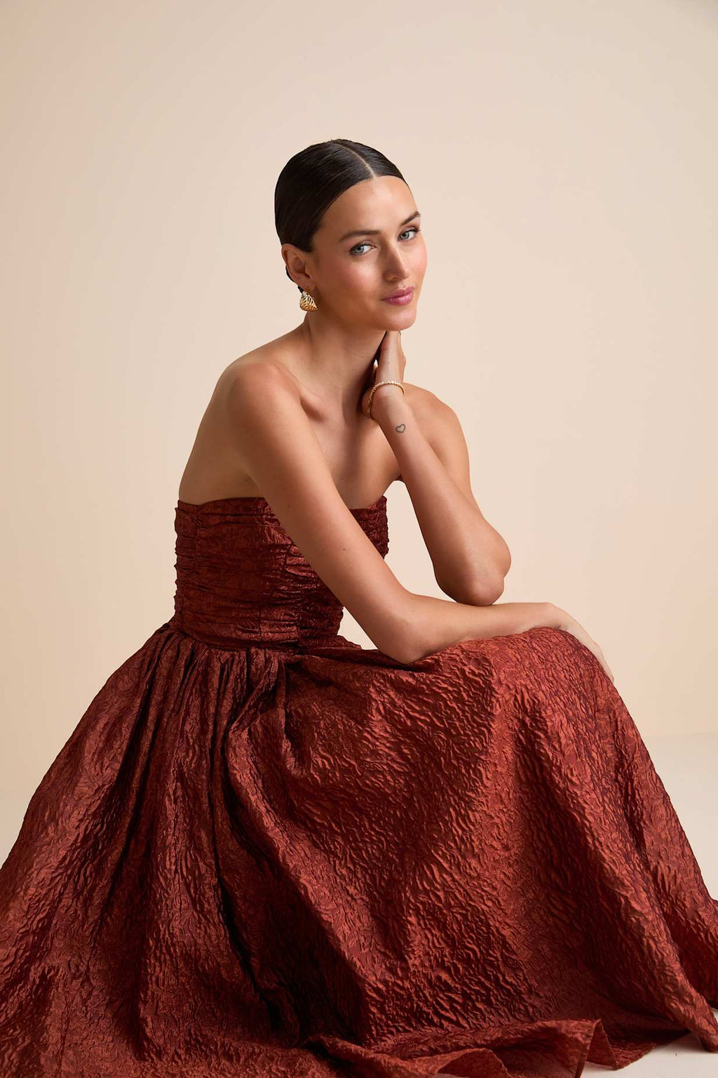 JACQUARD LACE-UP STRAPLESS MIDI DRESS
