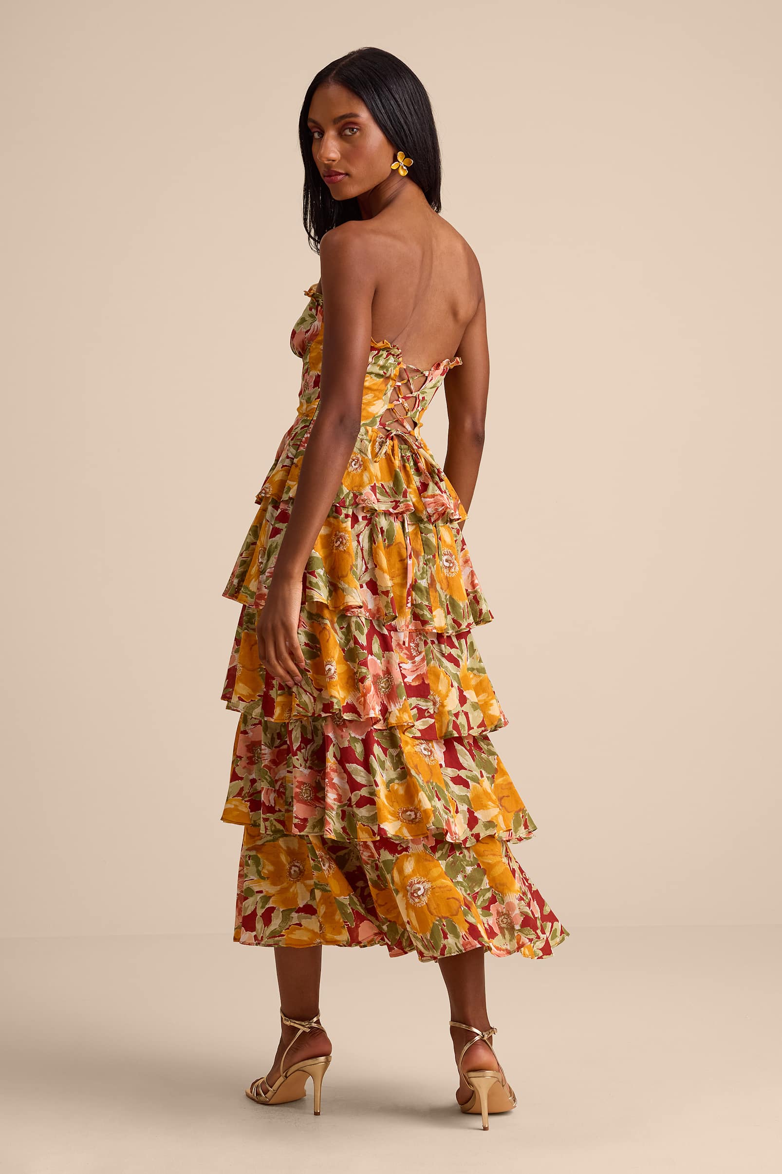 STRAPLESS TIERED MIDI DRESS