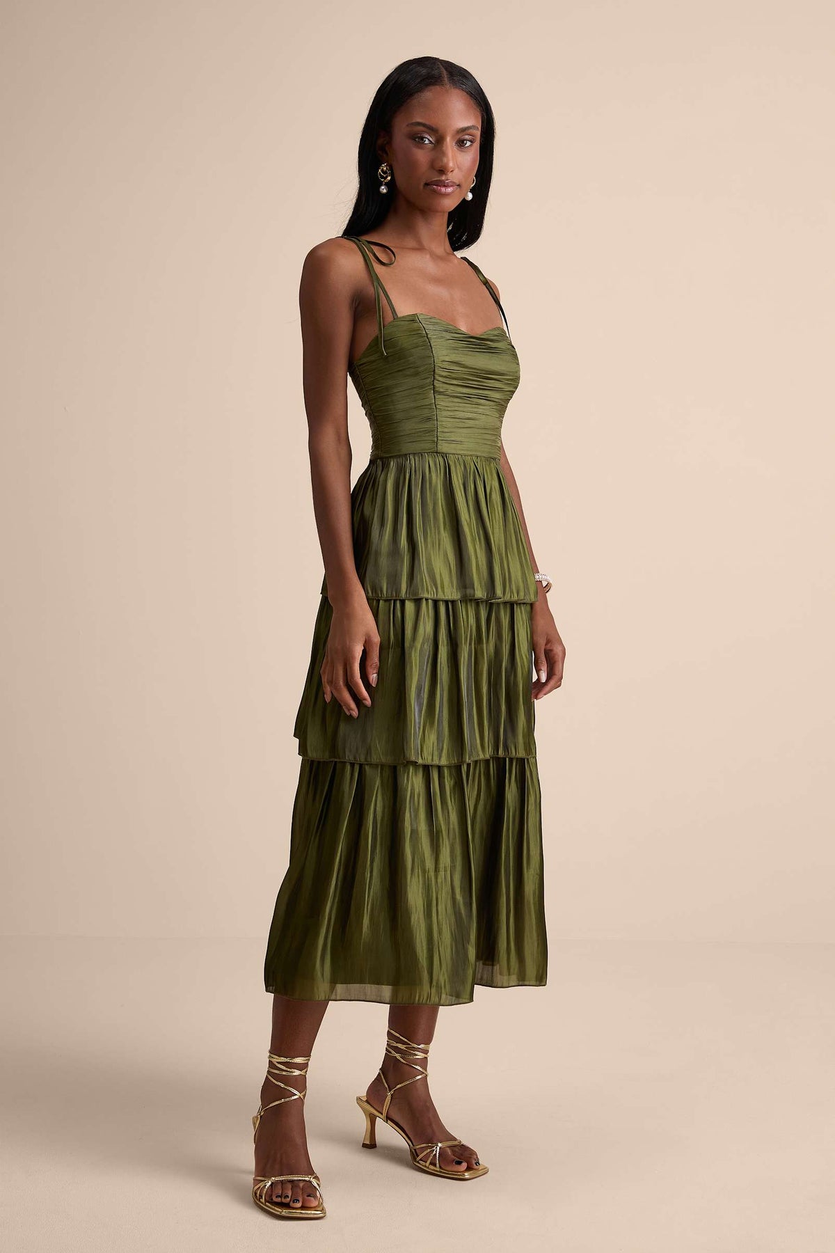 PLISSE TIERED MIDI DRESS