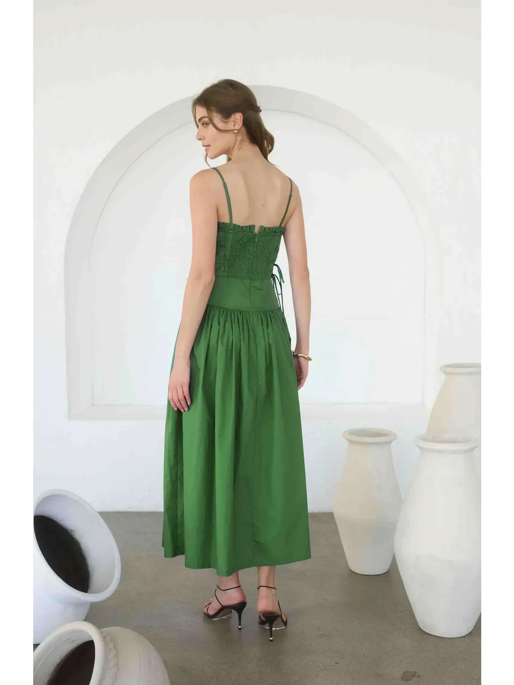 SPAGHETTI SIDE TIE STRAP DETAIL PLEATED MIDI DRESS