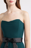 STRAPLESS RUFFLE DRESS WITH BELT
