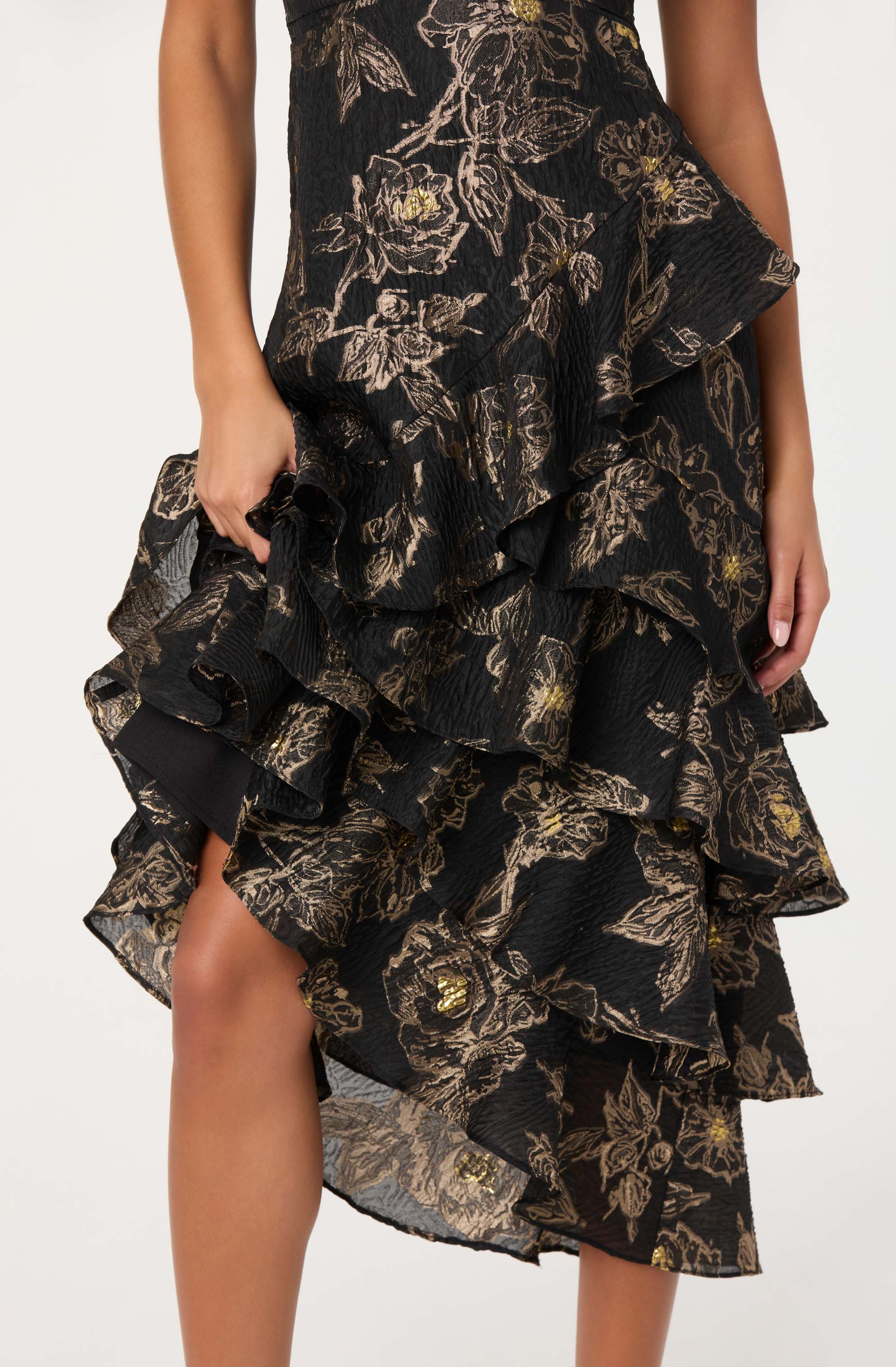 STRAPLESS METALLIC FLORAL MIDI DRESS