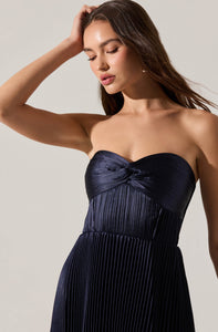 SWEETHEART PLEATED MIDI DRESS