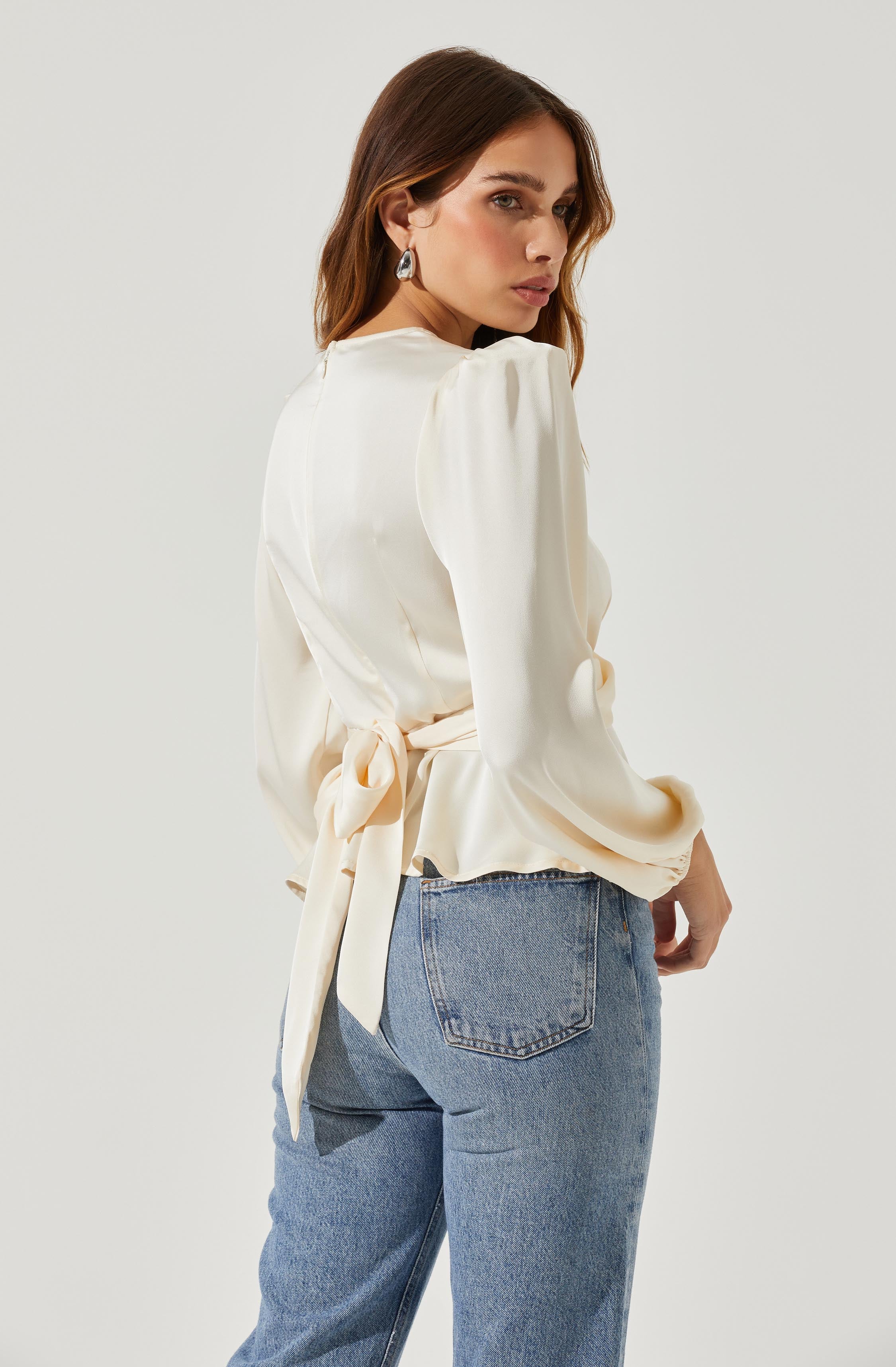 SATIN PUFF SLEEVE TOP