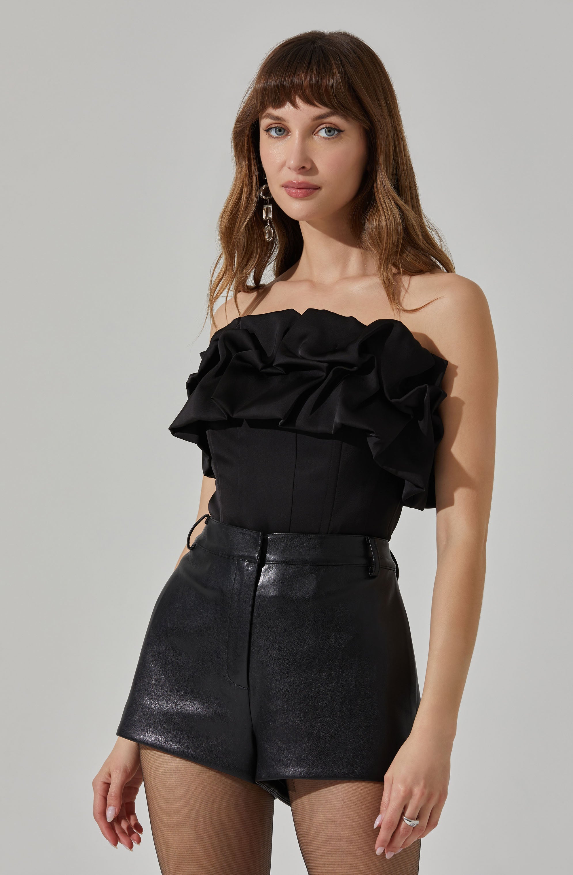 STRAPLESS RUFFLED CORSET TOP