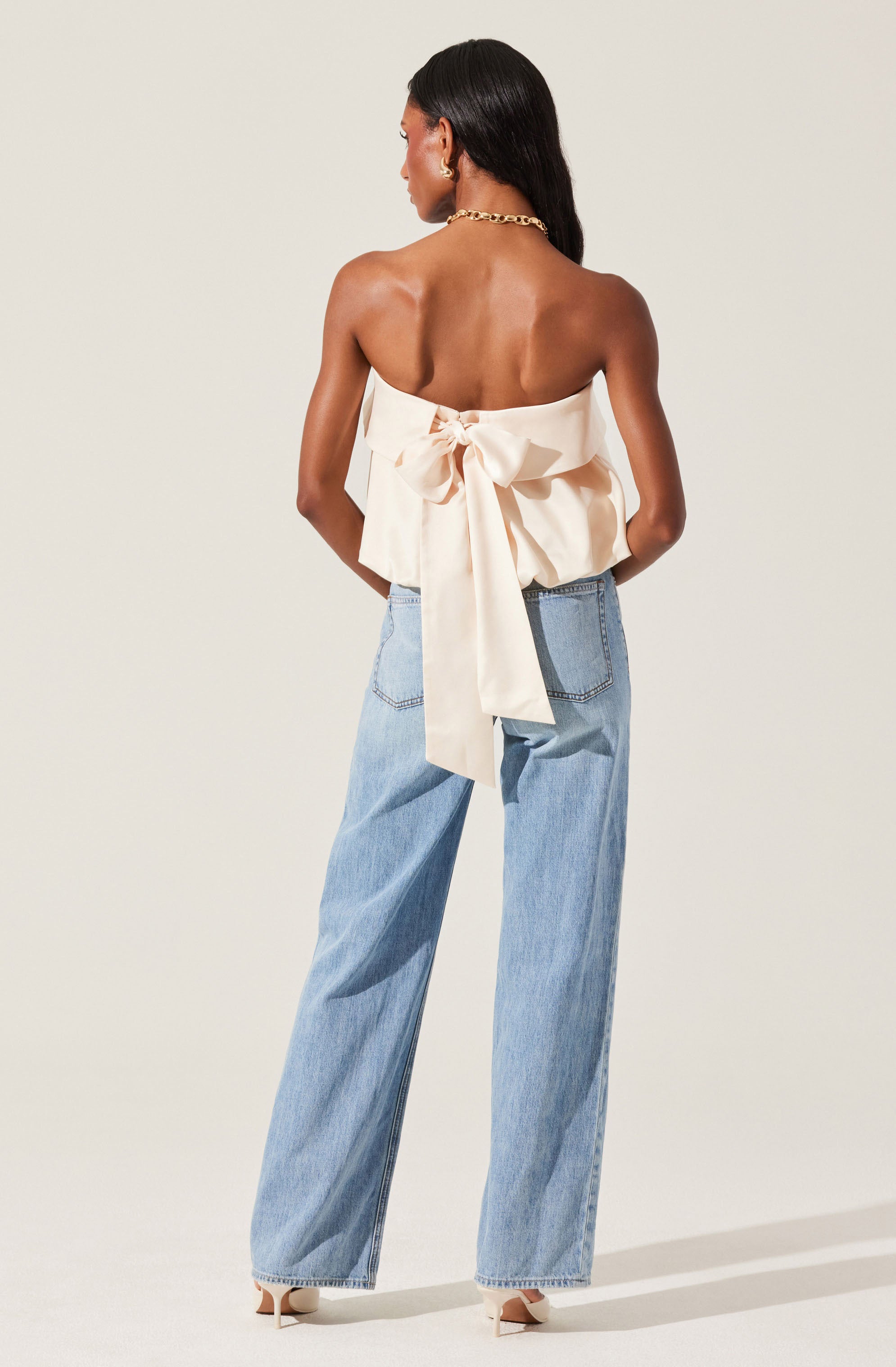 STRAPLESS BOW BACK TOP