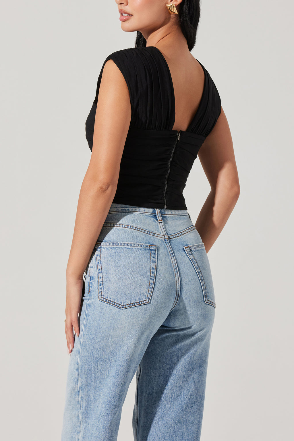 RUCHED CROP TOP