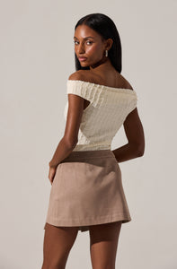 TEXTURED OFF SHOULDER TOP