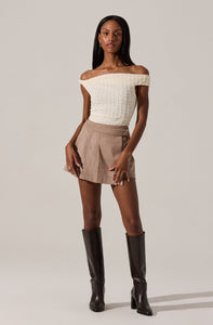 TEXTURED OFF SHOULDER TOP