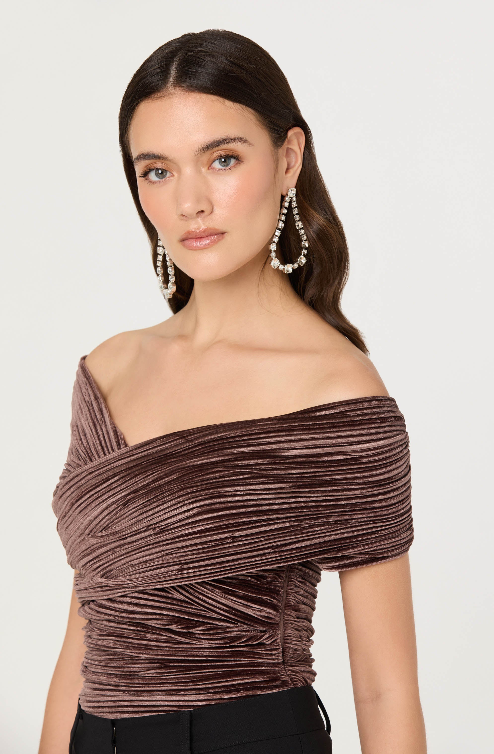 VELVET OFF SHOULDER TOP