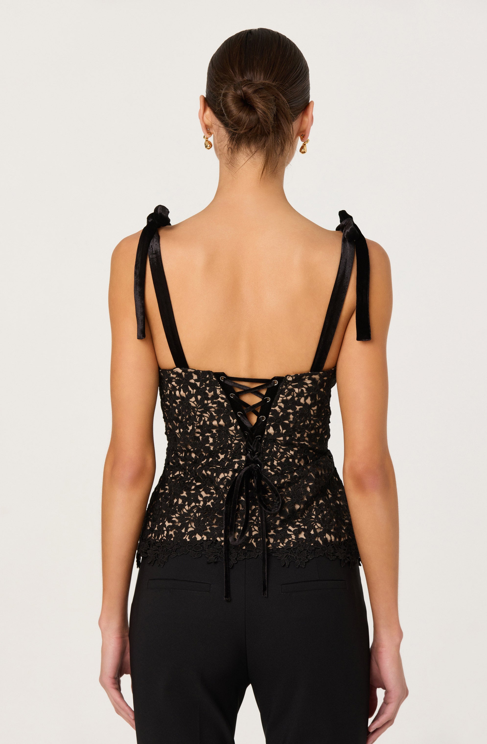 FLORAL LACE BUSTIER TOP