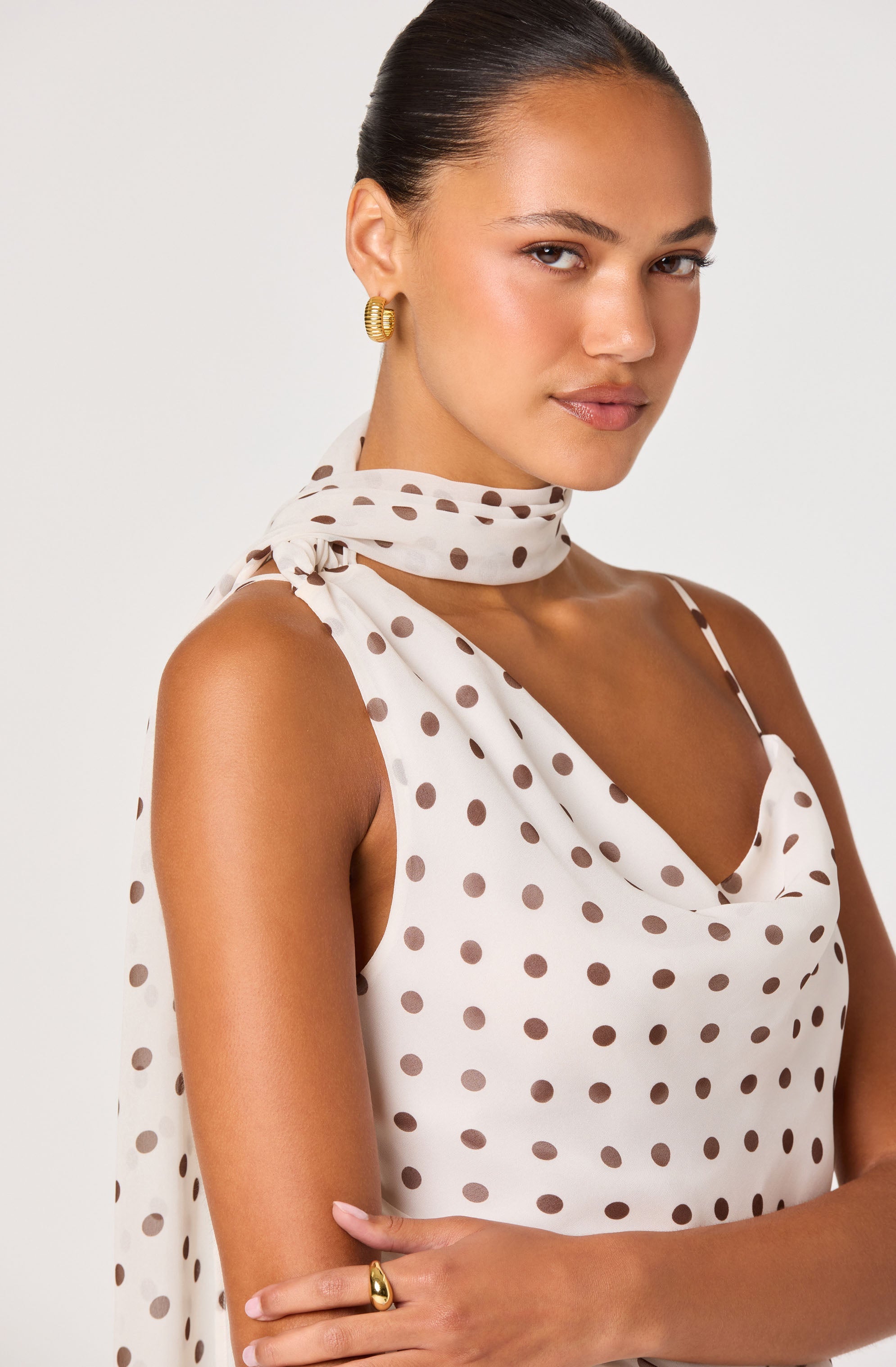 POLKA DOT SCARF DETAIL TOP