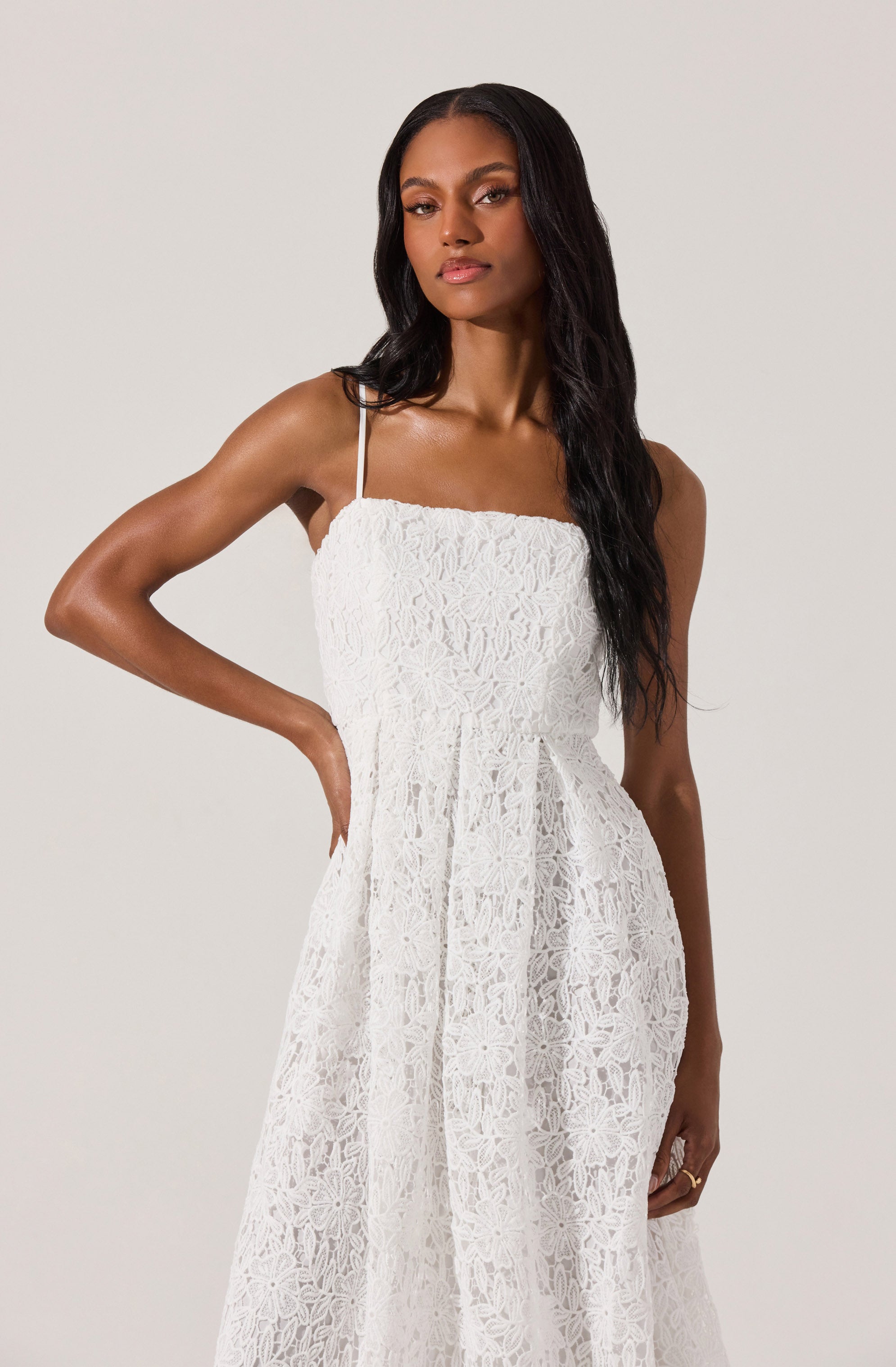 LACE FLARE MIDI DRESS
