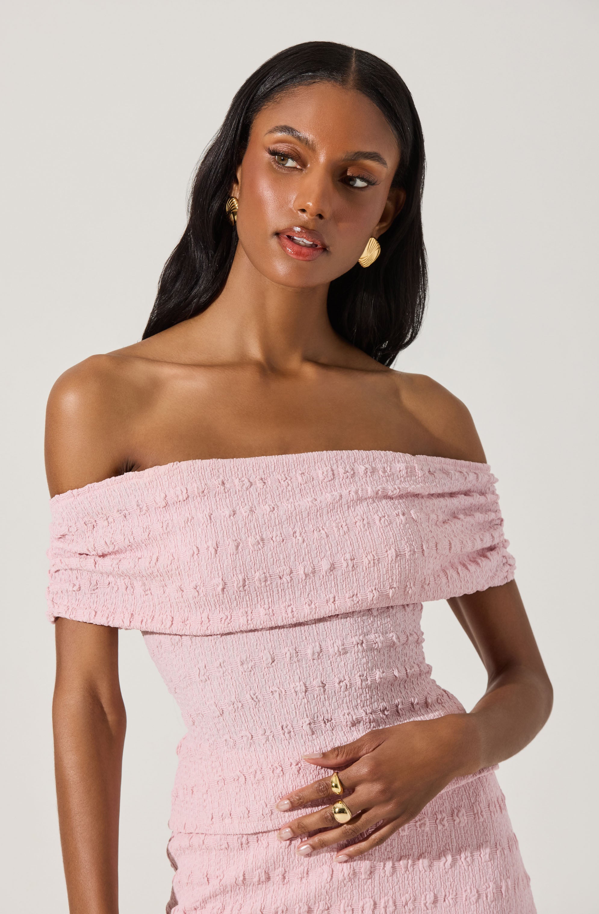 OFF SHOULDER TEXTURED KNIT TOP