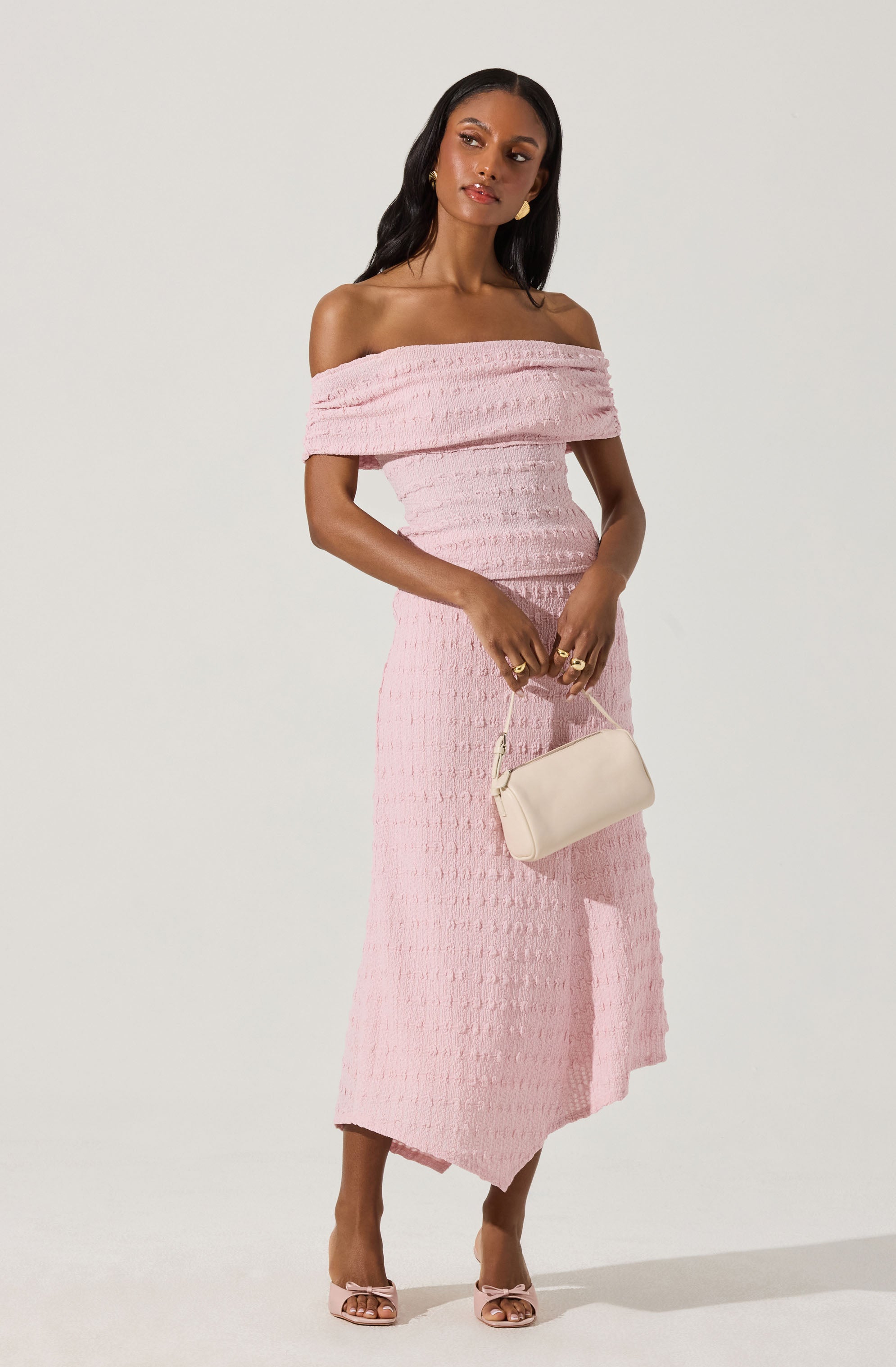 OFF-SHOULDER TEXTURED KNIT TOP/SKIRT SET