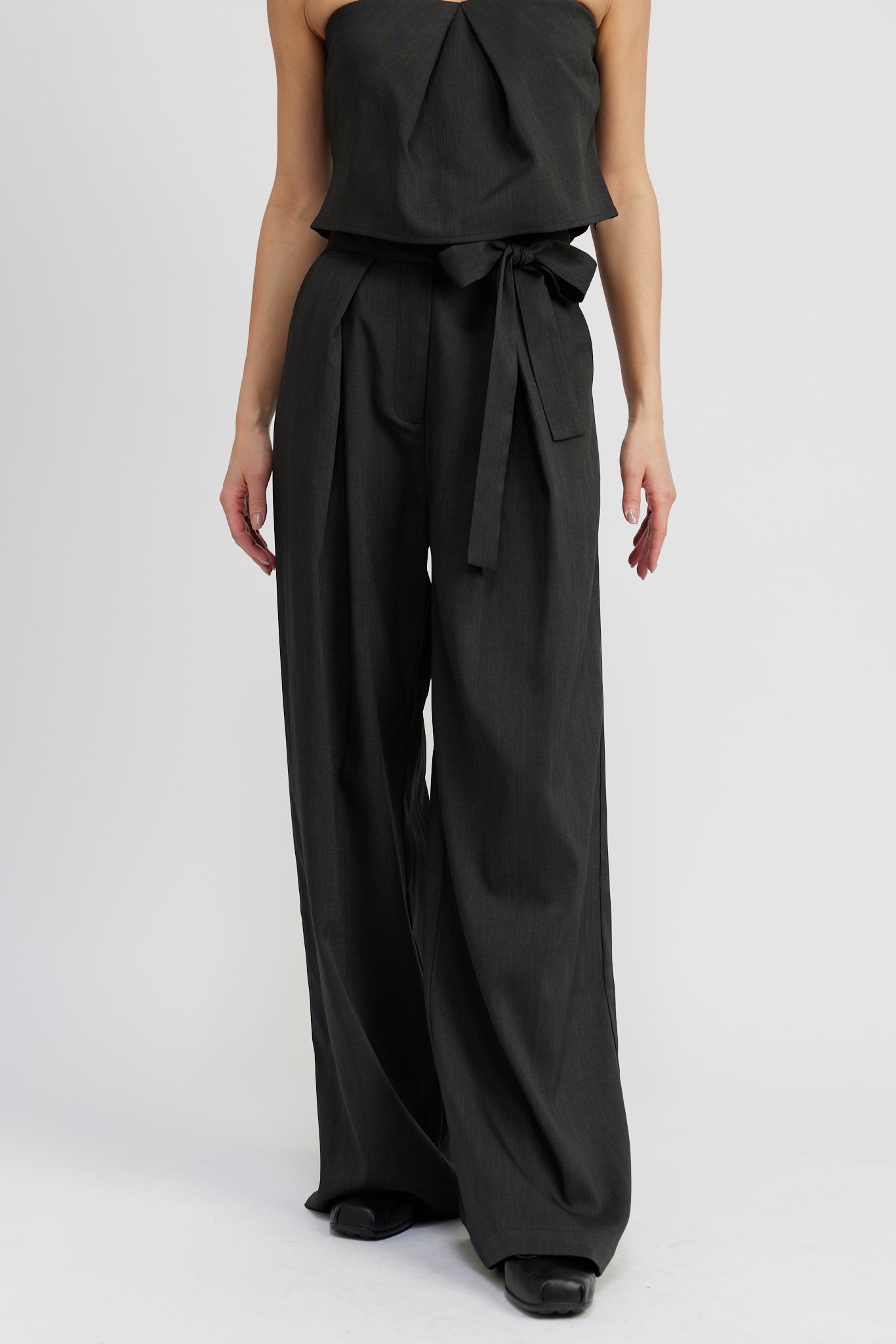 TIE WAIST TROUSER W/ PLEATS