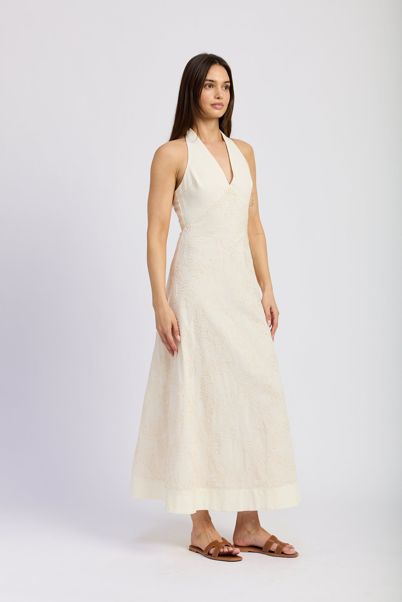 HALTER NECK MAXI DRESS