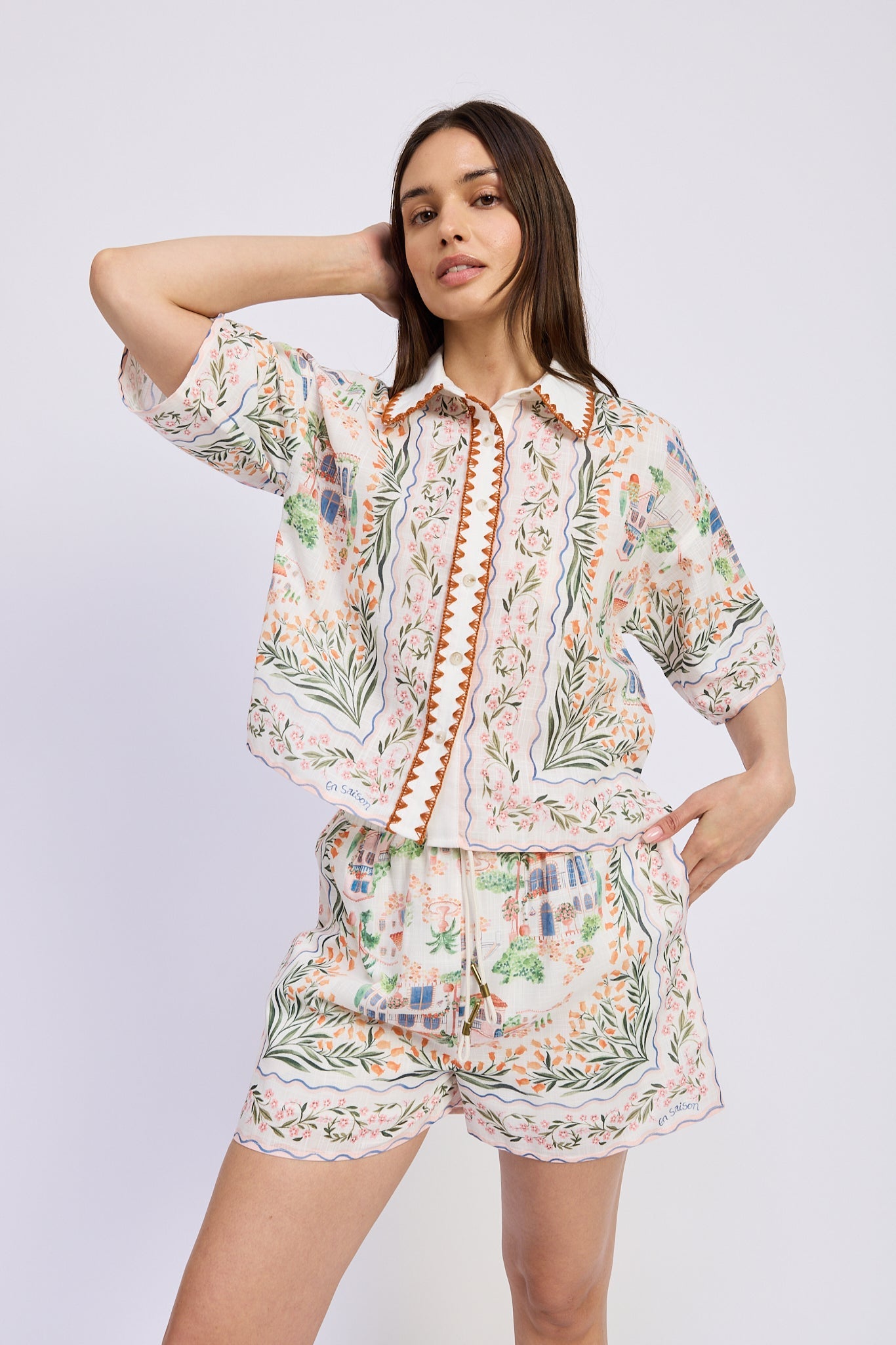 BOXY STITCH DETAIL SOUVENIR SHIRT