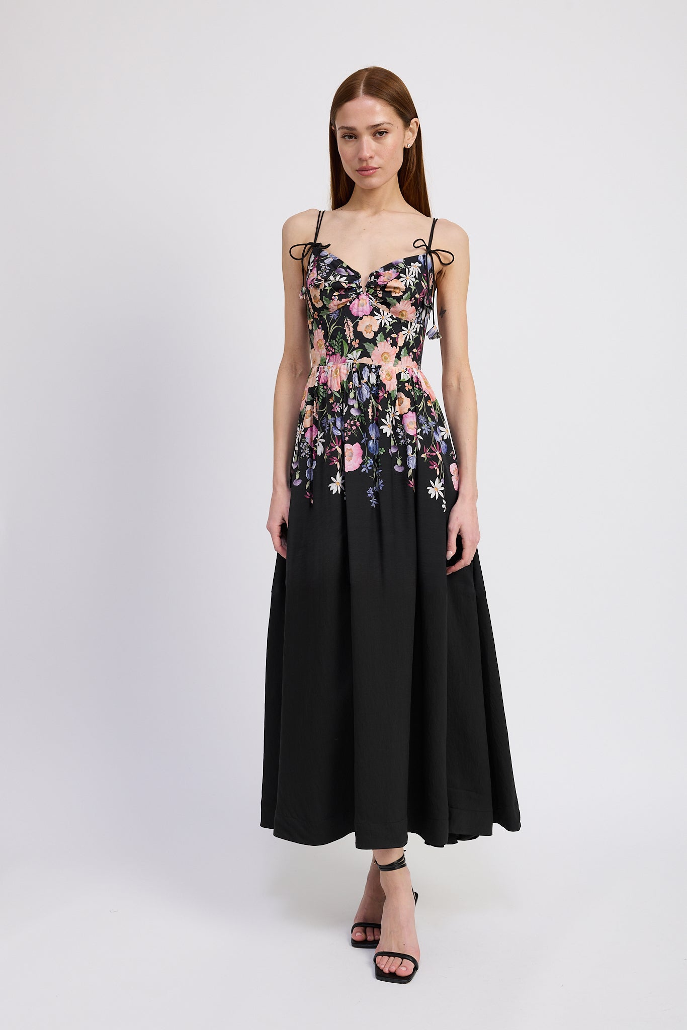 BUST TIE DETAIL MAXI DRESS