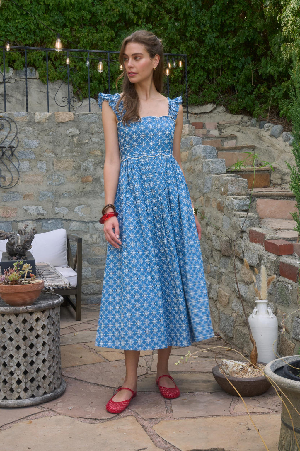 CHAMBRAY DETAIL MIDI DRESS