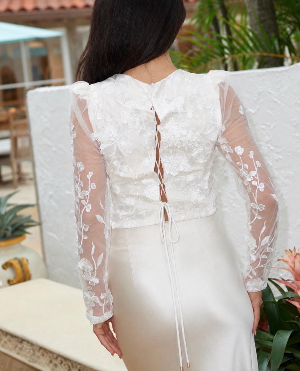 FLORAL APPLIQUÉ TOP/SKIRT SET